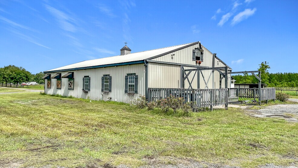 More Photos Of 46700 Middle Rd, Callahan Land For Sale