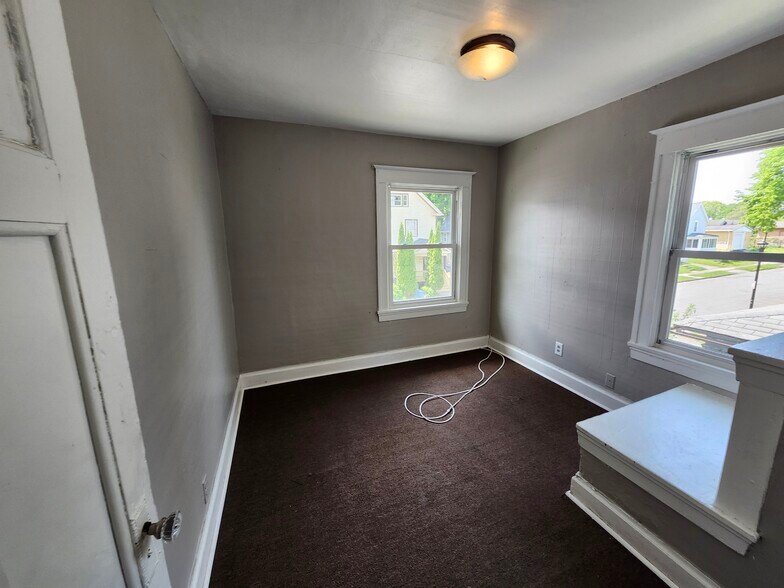 More Photos Of 120-128 Lenox St, Rochester Apartments For Sale