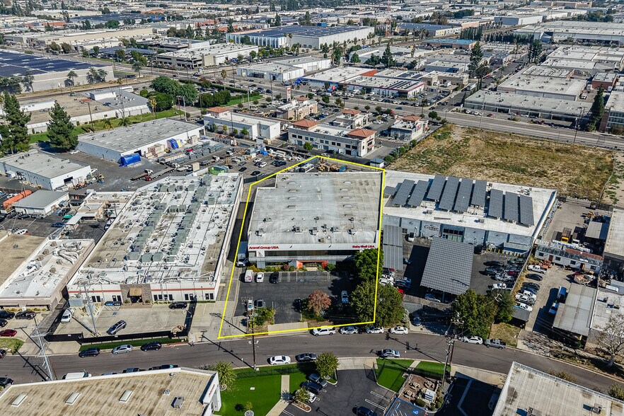 More Photos Of 9142 Independence Ave, Chatsworth Manufacturing For Sale