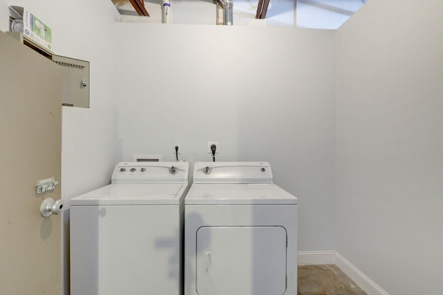 More Photos Of 3425 Galt Ocean Dr, Fort Lauderdale Storefront Retail Office For Lease