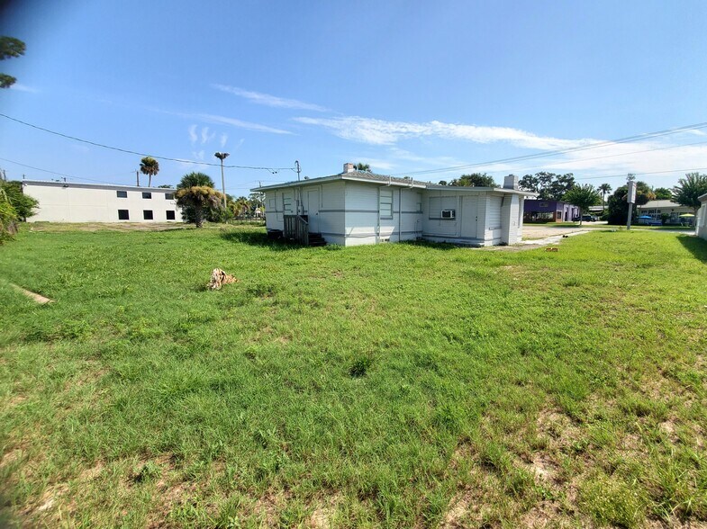 More Photos Of 1522 Ridgewood Ave, Daytona Beach Freestanding For Sale