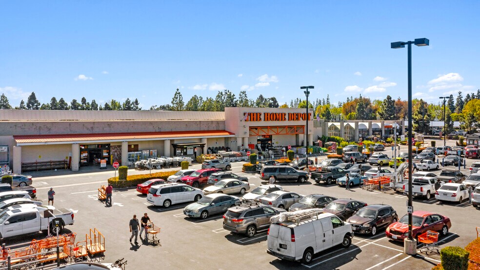 More Photos Of 3500 W MacArthur Blvd, Santa Ana Freestanding For Sale