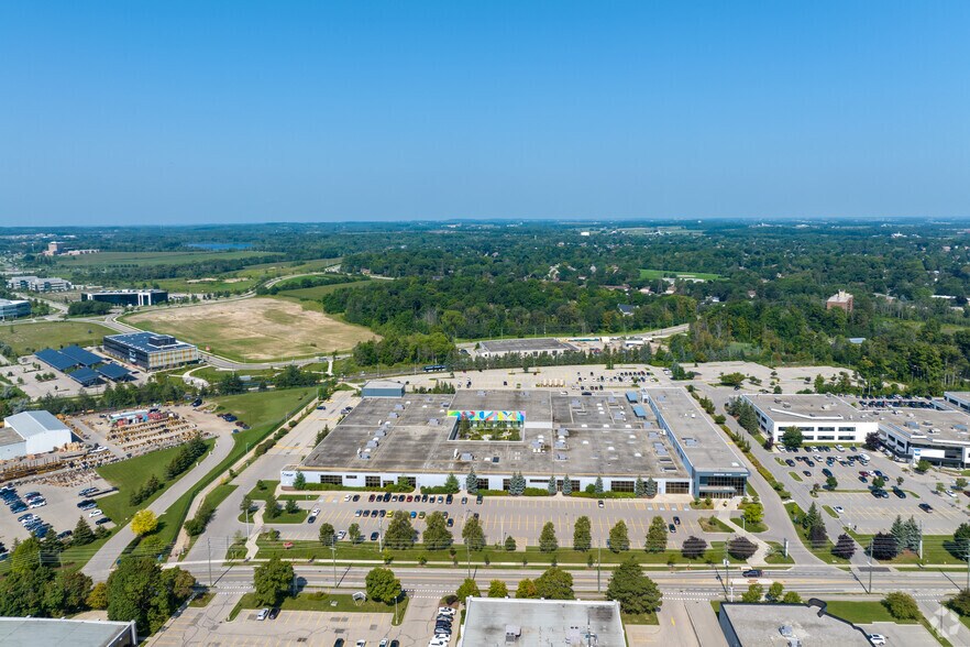 More Photos Of 451 Phillip St, Waterloo Office For Lease