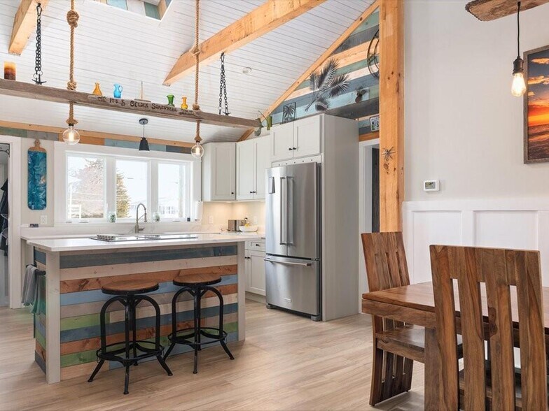 More Photos Of 25 Crandall Ave, Westerly Specialty For Sale