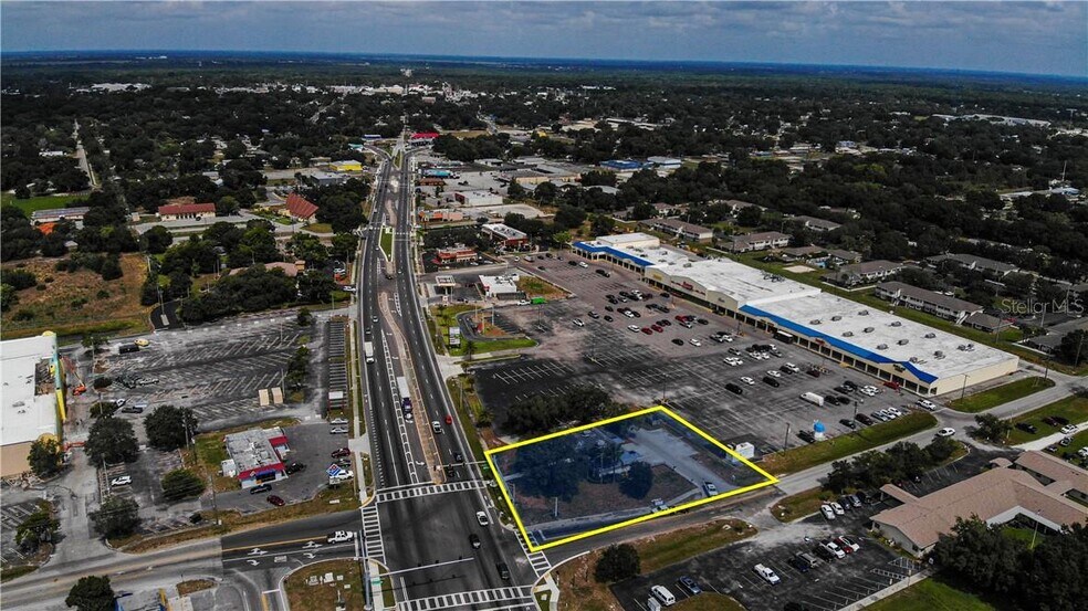 More Photos Of 1409 E Oak St, Arcadia Storefront Retail Office For Sale