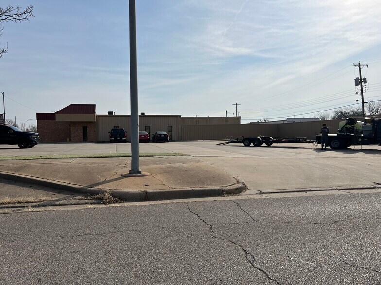 More Photos Of , Oklahoma City Industrial For Sale