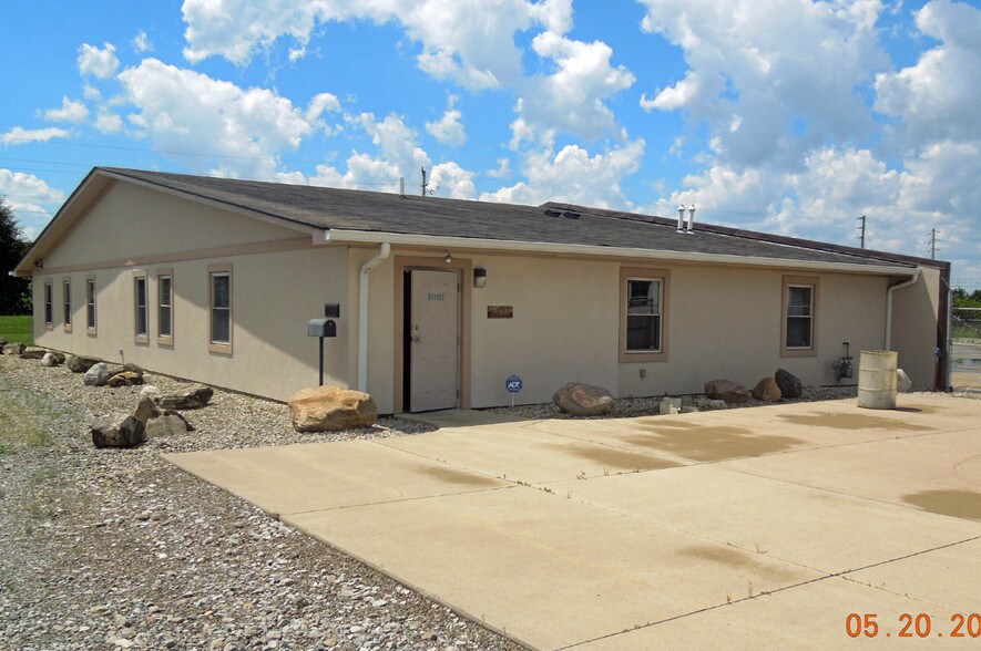More Photos Of 8630 Brookville Rd, Indianapolis Industrial For Sale