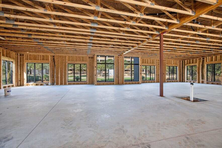 More Photos Of 1420 W Kirkwood Blvd, Southlake Office For Sale
