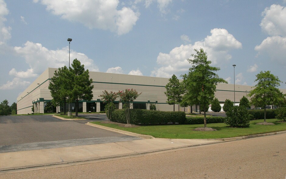 More Photos Of 5750 Challenge Dr, Memphis Warehouse For Lease