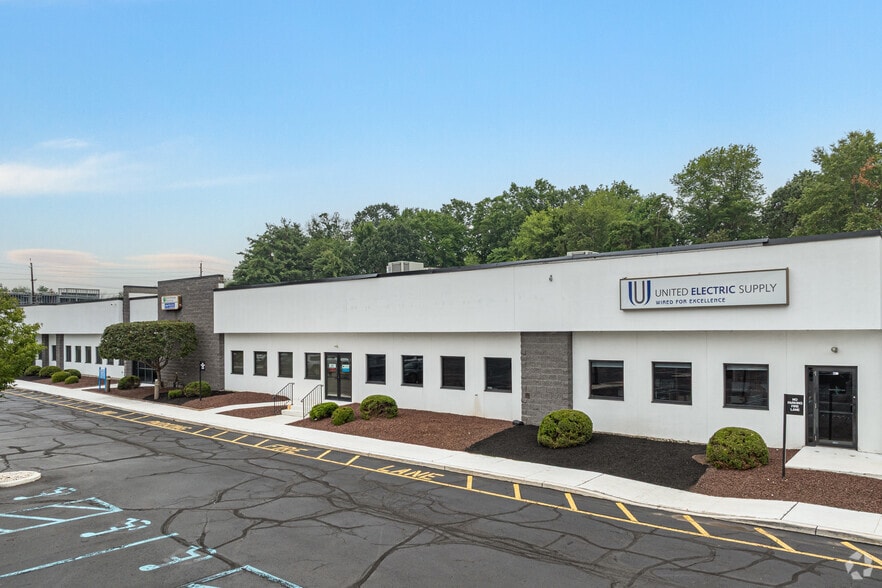 More Photos Of 4250 US Highway 1, Monmouth Junction Office For Lease