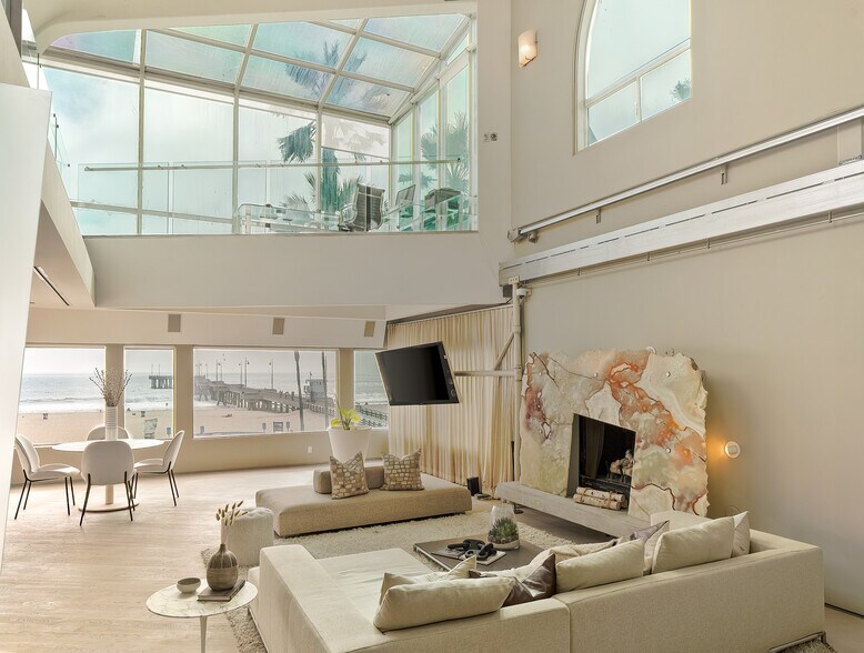 More Photos Of 3111 Ocean Front Walk, Marina Del Rey Apartments For Sale