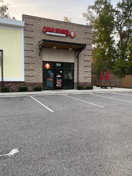 More Photos Of 8459 Dorchester Rd, North Charleston Restaurant For Lease