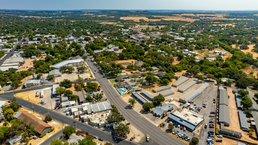 More Photos Of 405 S Washington St, Fredericksburg Carwash For Sale