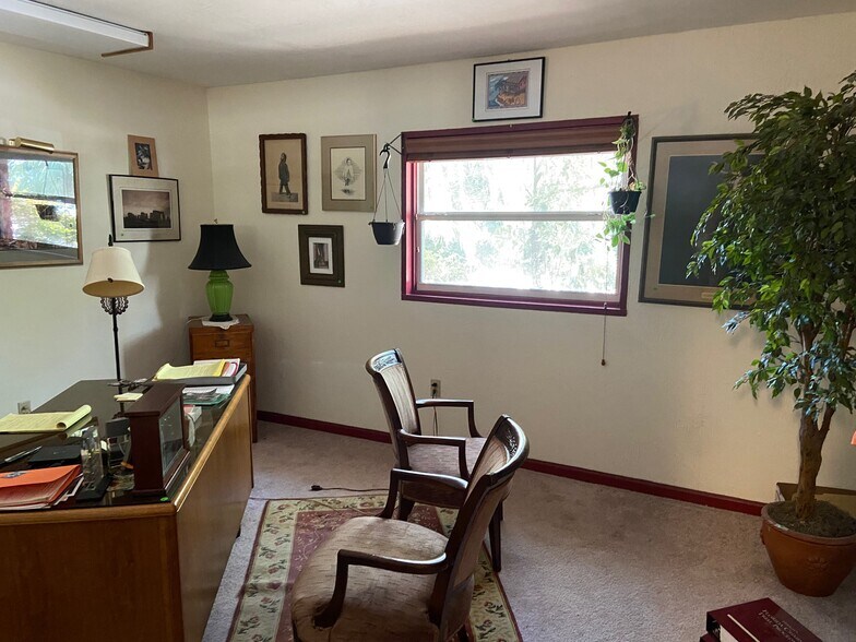 More Photos Of 410 SE 4th Ave, Gainesville Office For Lease