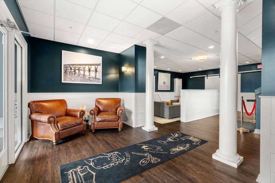 More Photos Of 175 Bridge Rd, Salisbury Hotel For Sale