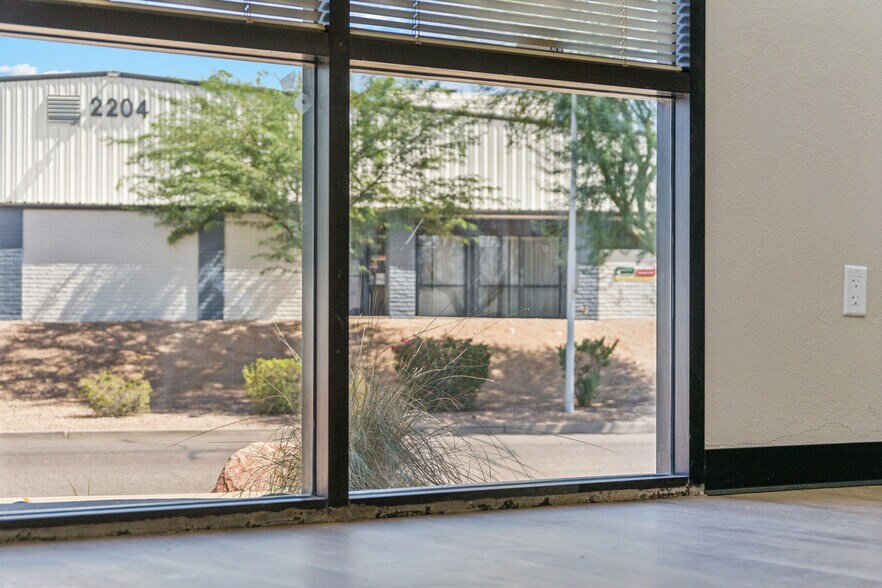 More Photos Of 2209 W 1st St, Tempe Warehouse For Sale