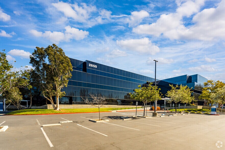 More Photos Of 2850 Ocean Park Blvd, Santa Monica Office For Lease
