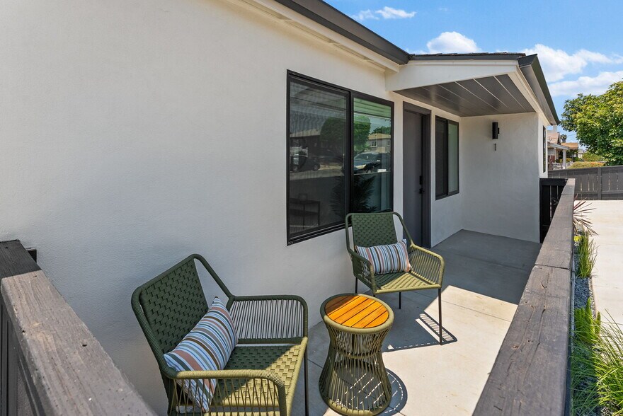 More Photos Of 2722 Nye St, San Diego Apartments For Sale