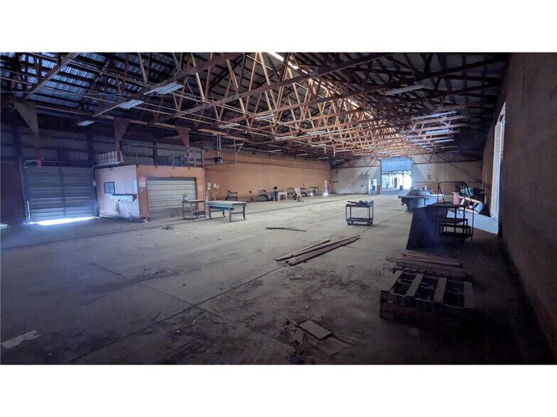 More Photos Of 1793 550th St, Wood Lake Manufacturing For Lease