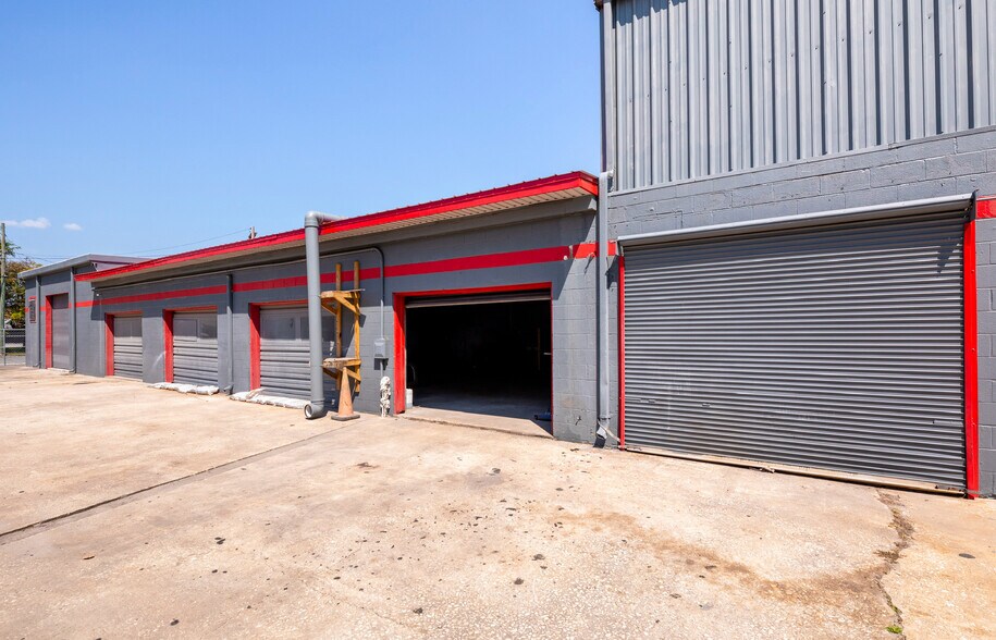 More Photos Of 447 Ossie Davis Pky, Waycross Auto Dealership For Sale