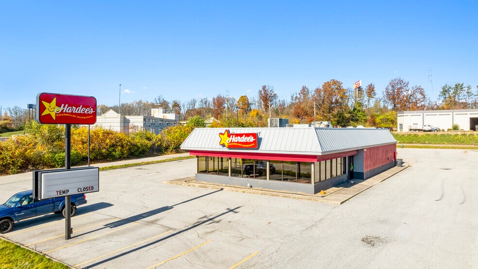 More Photos Of 2695 Gilchrist Rd, Akron Fast Food For Sale