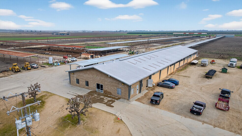 More Photos Of 23388 Road 180, Lindsay Land For Sale