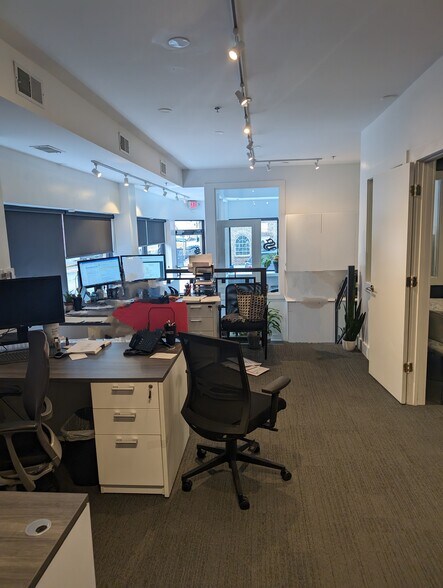 More Photos Of 357 3rd St, Jersey City Storefront Retail Office For Lease