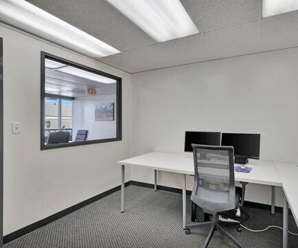More Photos Of 8943-8951 Complex Dr, San Diego Office For Sale