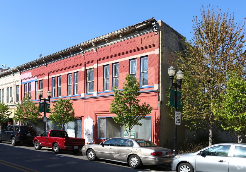 Primary Photo Of 61 - 65 S Grove Ave, Elgin Storefront Retail Residential For Lease
