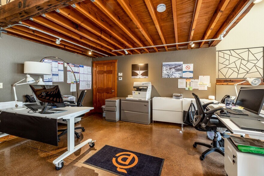 More Photos Of 1331 N Martin Luther King Dr, Milwaukee Storefront Retail Residential For Sale