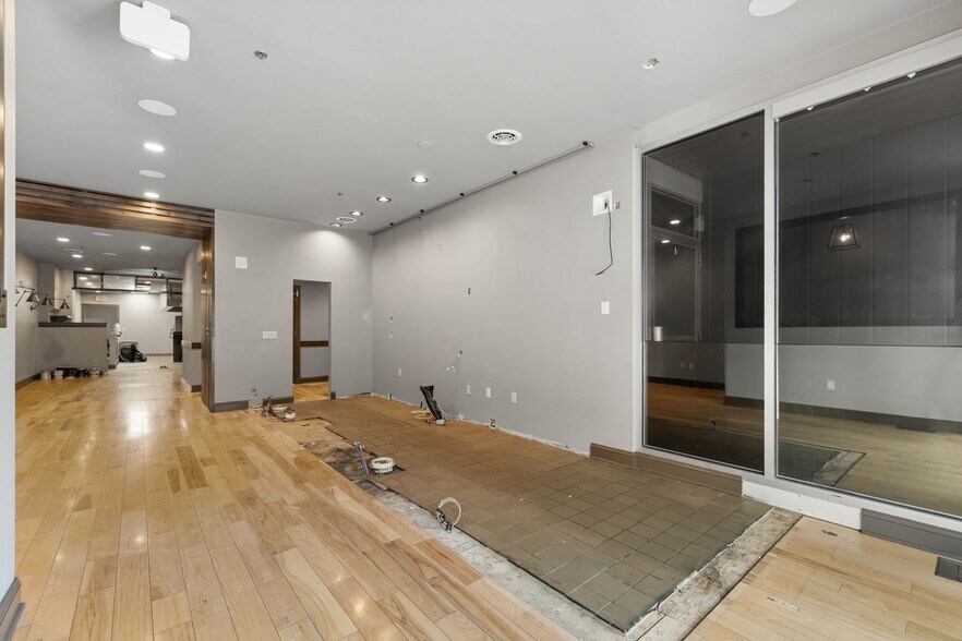 More Photos Of 494 Mill St, Danville Storefront For Lease