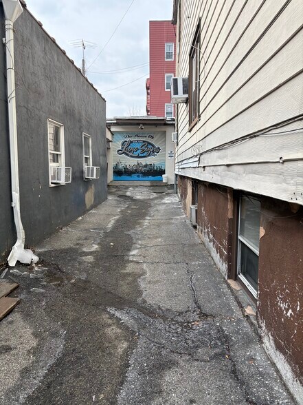 More Photos Of 76 4th St, New Rochelle Apartments For Sale