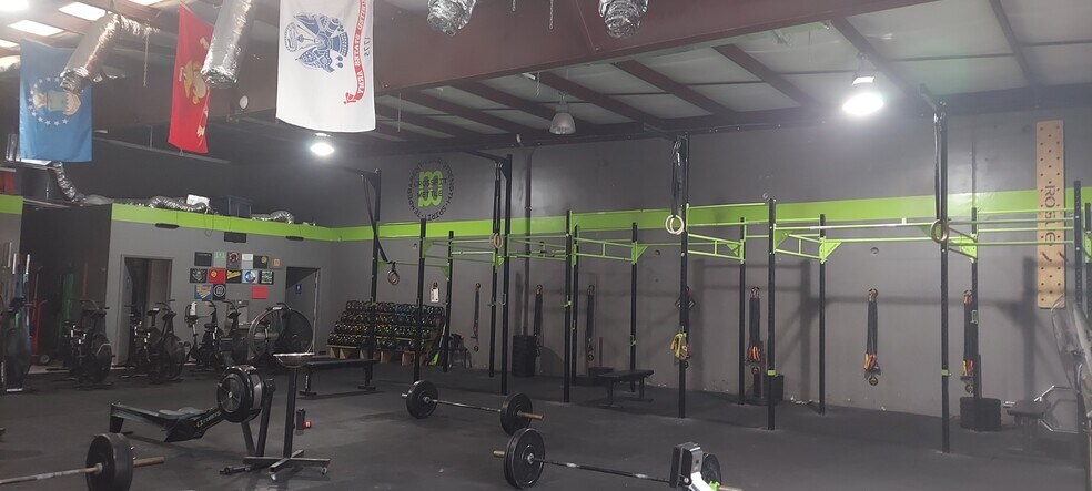 More Photos Of 4903 Golden Quail, San Antonio Storefront Retail Office For Sale