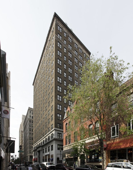 More Photos Of 1601 Walnut St, Philadelphia Medical For Lease