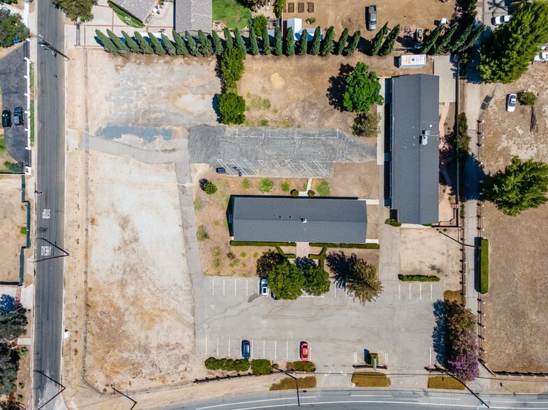 More Photos Of 10335 La Tuna Canyon Rd, Sun Valley Schools For Sale