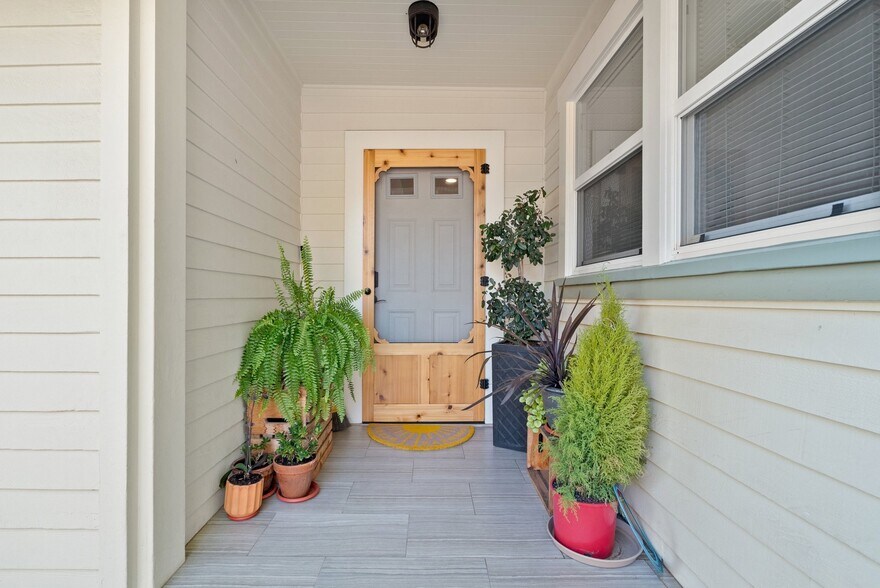 More Photos Of 420 Capitola Road Ext, Santa Cruz Apartments For Sale