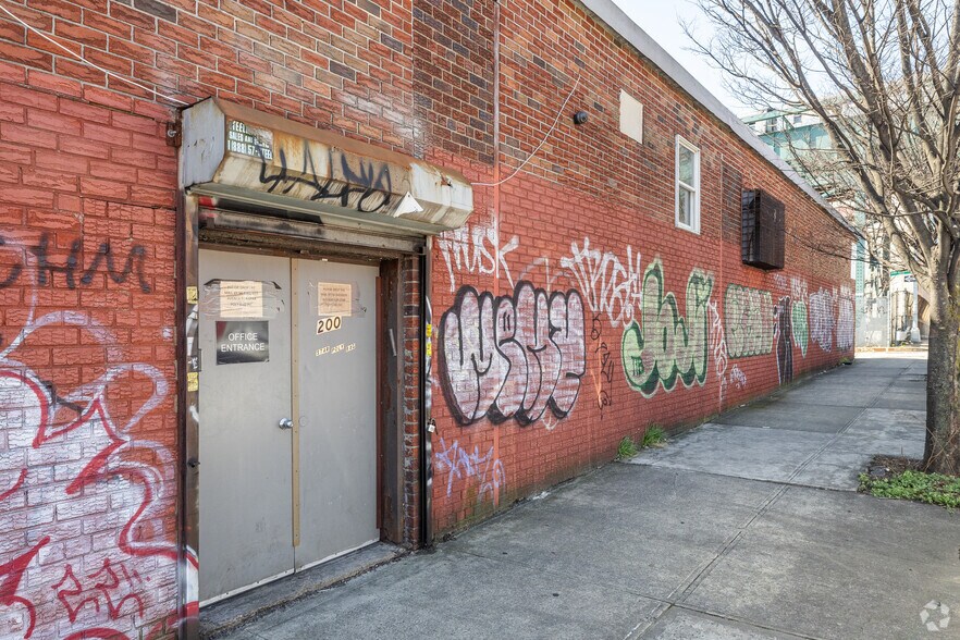 More Photos Of 200 Liberty Ave, Brooklyn Warehouse For Sale