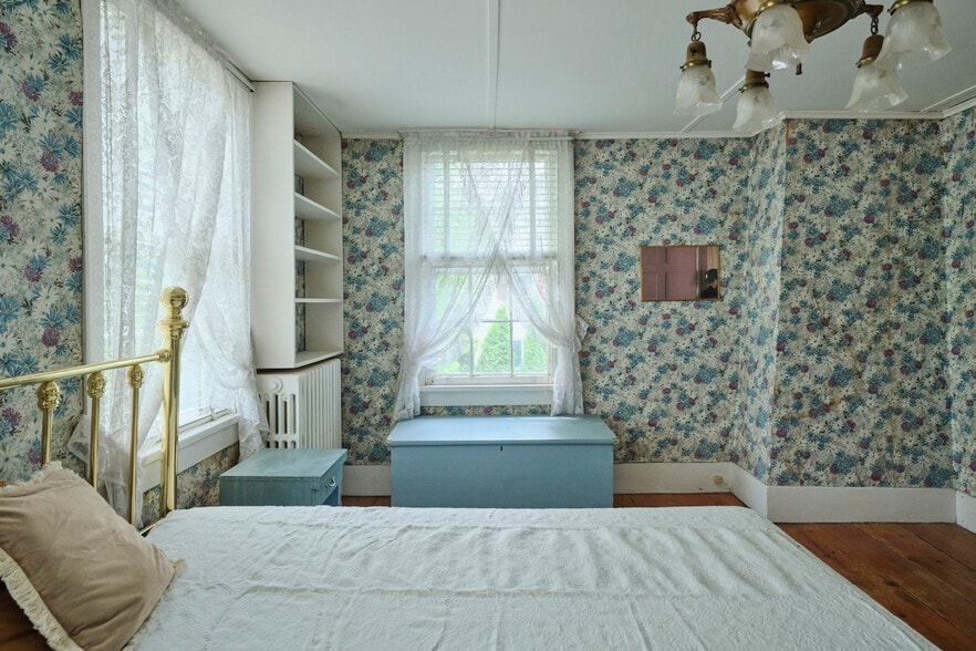 More Photos Of 267 Main St, Schoharie Hospitality For Sale