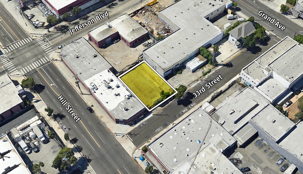 More Photos Of 230 W 33rd St, Los Angeles Land For Lease
