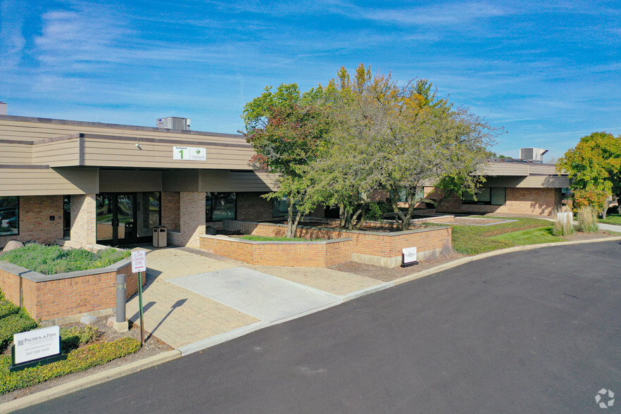 Primary Photo Of 1204-1332 W Northwest Hwy, Palatine Office For Lease