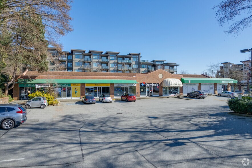 Primary Photo Of 1192 Marine Dr, North Vancouver District Storefront For Lease