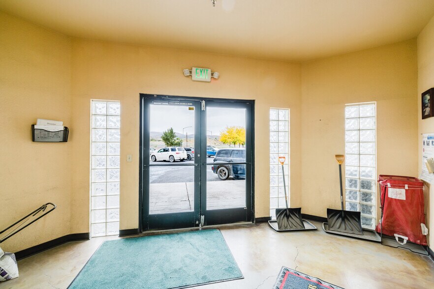 More Photos Of 1345 Water St, Elko Warehouse For Lease