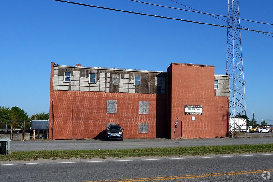 More Photos Of 5578 Sabre Rd, Norfolk Truck Terminal For Lease