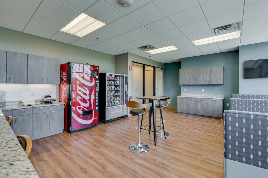 More Photos Of 9000 Quantrelle Ave NE, Otsego Office For Lease