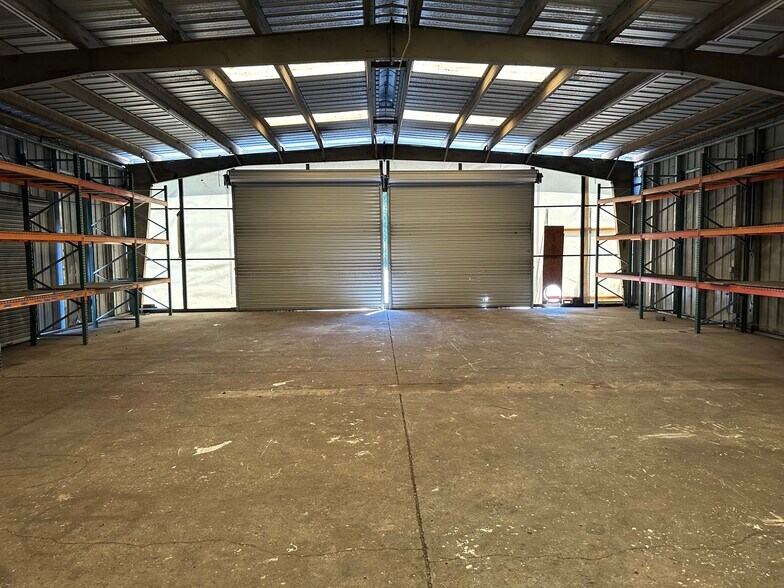 More Photos Of 13595 SE 31st Ave, Summerfield Unknown For Lease