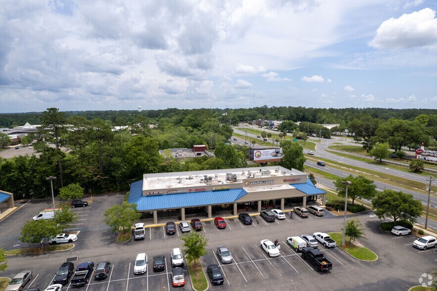 More Photos Of 1400-1480 Apalachee Pky, Tallahassee Unknown For Lease