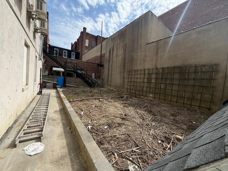 More Photos Of 5 S 5th Ave, Mount Vernon Restaurant For Lease