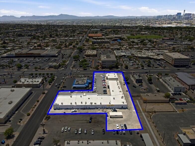 More Photos Of 1820 E Lake Mead Blvd, North Las Vegas Freestanding For Sale
