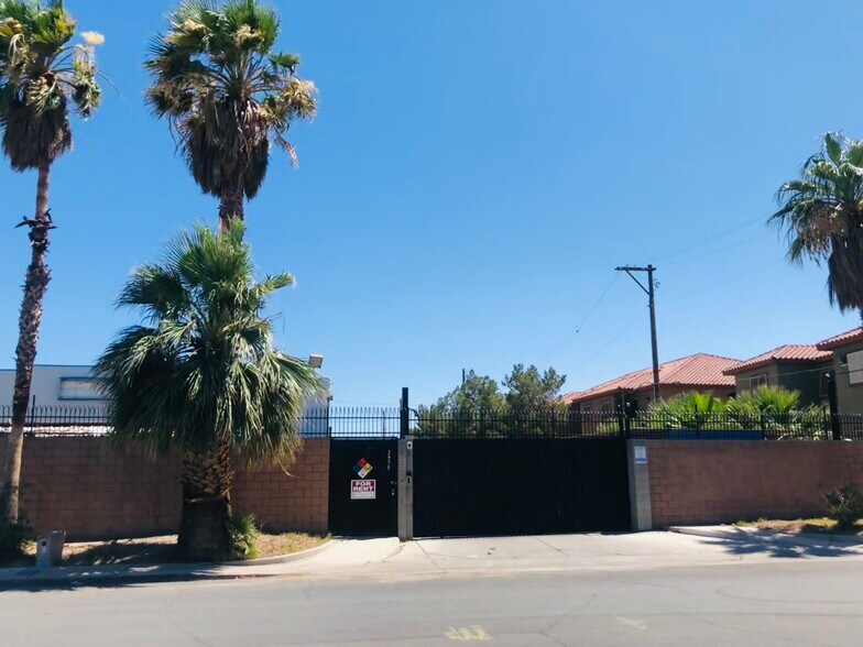 More Photos Of 2975 Sunrise Ave, Las Vegas Service For Sale