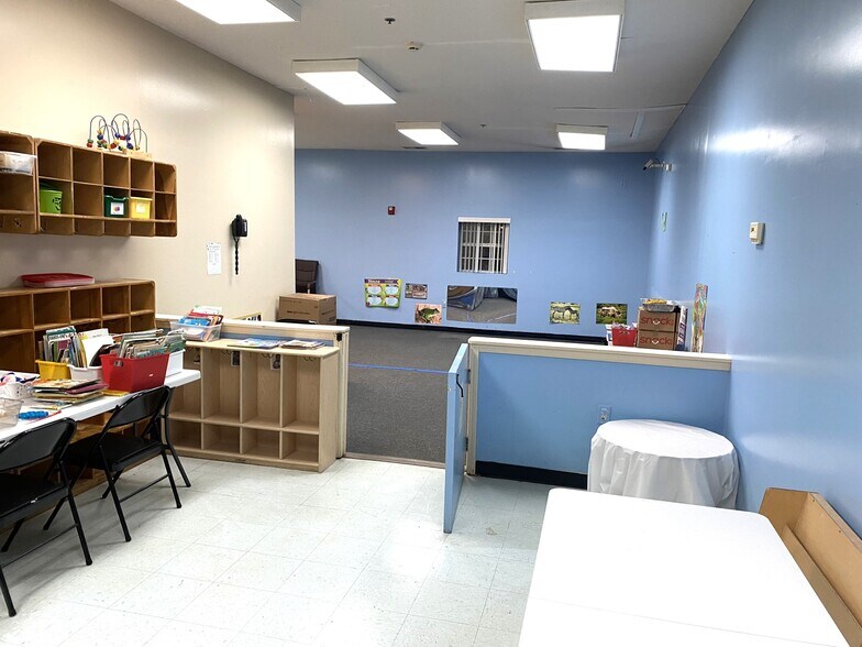 More Photos Of 4177 Rainbow Dr, Decatur Schools For Sale